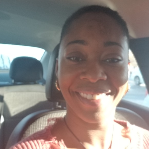 Meet your Posher, Jemira - Picture 1 of 1